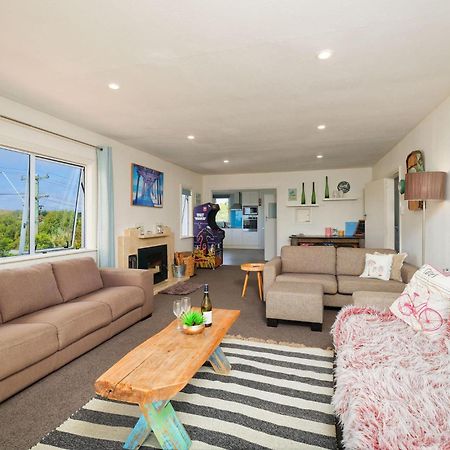 Five Palms Villa Kaikoura Dış mekan fotoğraf