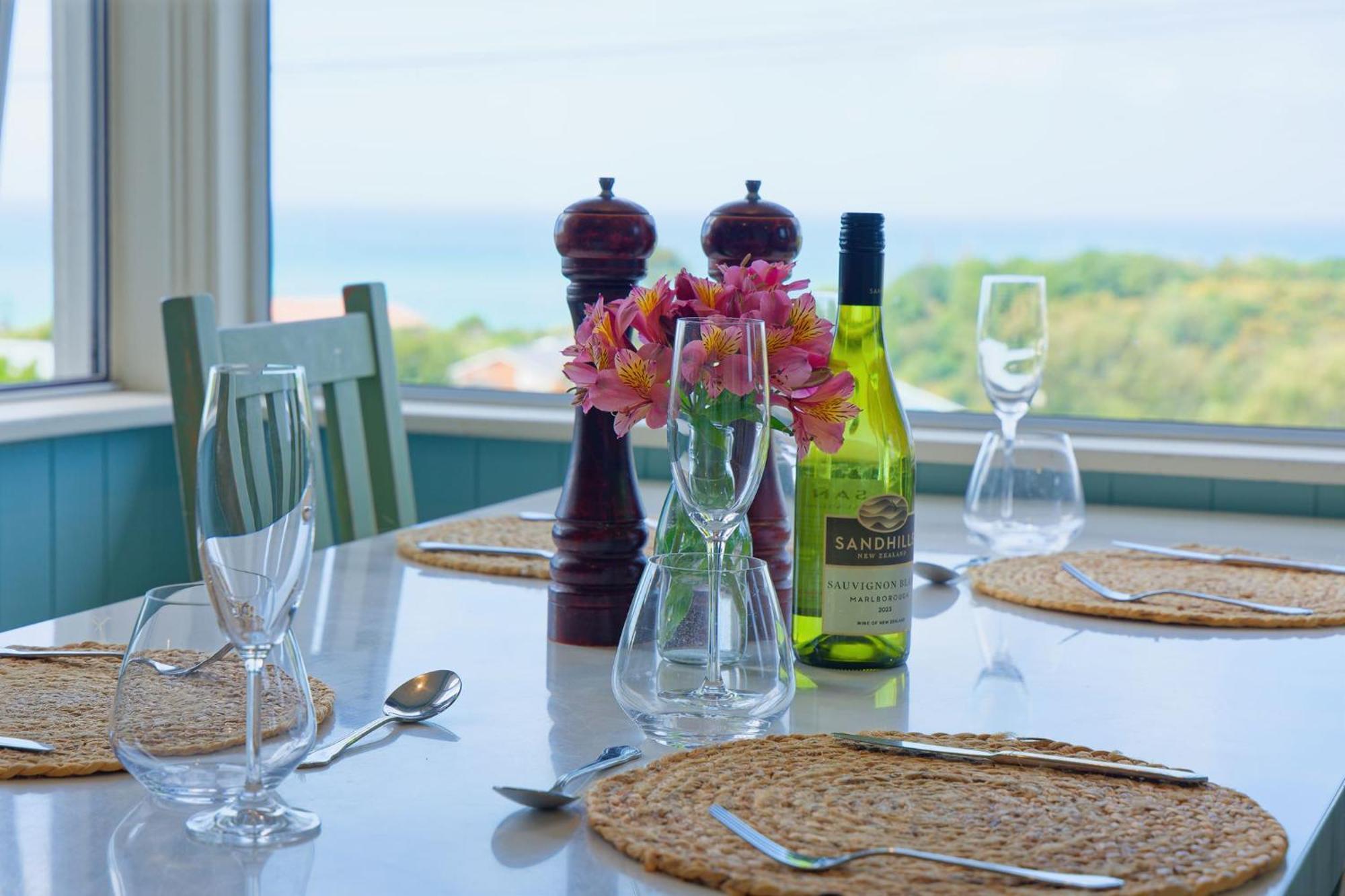Five Palms Villa Kaikoura Dış mekan fotoğraf